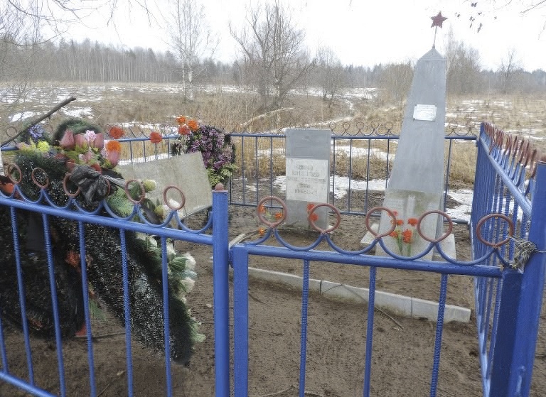 Кладбище советских воинов, погибших в годы Великой Отечественной войны, 1942 г.